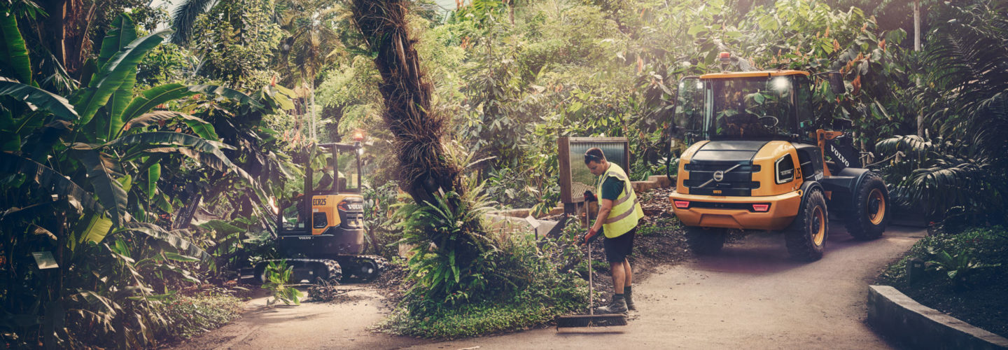 takes-root-in-tourism_hero-2-1440x500